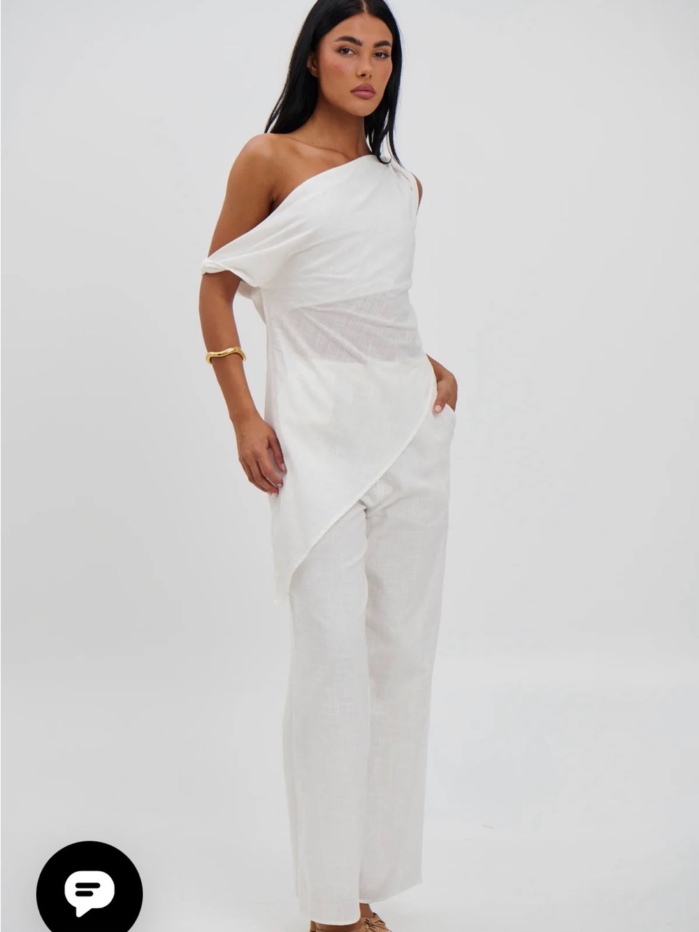 Bronze Snake Tasi Set White Asymmetrical One-Shoulder Linen Jumpsuit XS